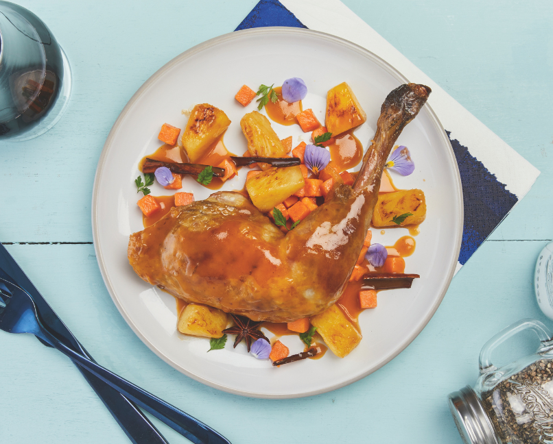 Cuisses de pintade à l’ananas et patate douce