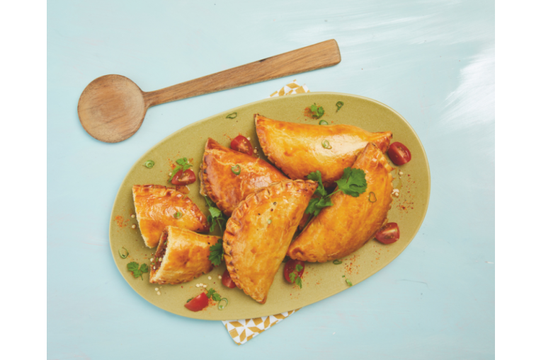 Empanadas au bœuf, oignons verts et piment